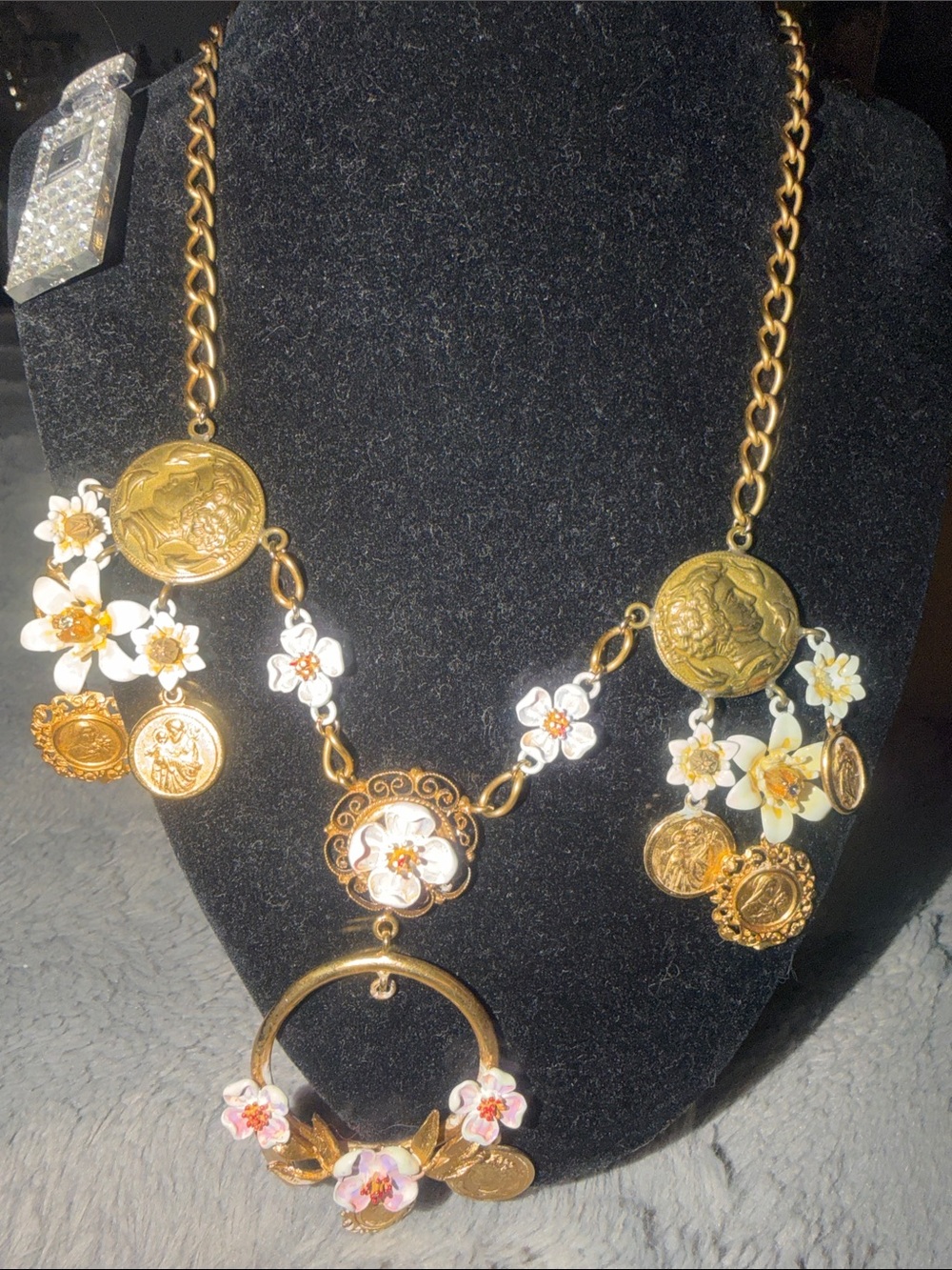 Preloved Dolce & Gabbana Gold Tone Coin Necklace with White Floral Accents 20”L